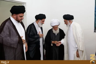  ديدار سرپرست حجاج ايراني با نمايندگان بعثه هاي مراجع عظام در مدينه منوره 