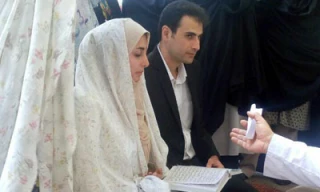 عقد زوج تهرانی در حرم مطهر علوی