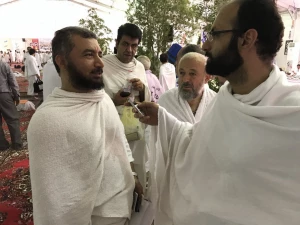 زائران از مراسم برائت می گویند؛

ایستادگی تا پای جان برائت از مشرکین به شایستگی برگزار شد
