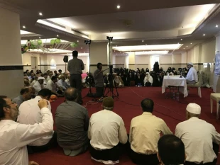 استقبال خوب زائران ايراني ازمحافل انس و معرفت در مكه