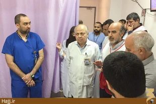 سرپرست حجاج ايراني از حجت الاسلام اسماعيلي روحاني مجروح كاروان اصفهان عيادت كرد
