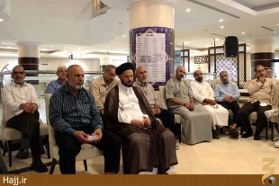 زائران مدينه بعد درمحافل انس و معرفت حضور پرشوري دارند