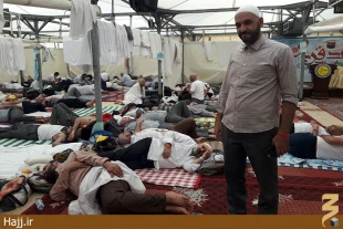 زايران ايراني لباس احرام از تن درآورند