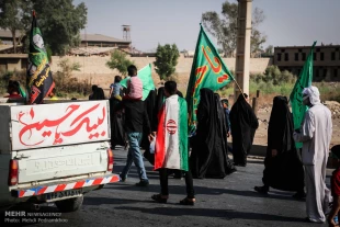 كاروان ۴۰ هزار نفري اهواز پياده عازم كربلا شد تصاوير