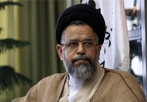 وزیر اطلاعات:

تردد زائران در آرامش و امنیت انجام می‌شود
