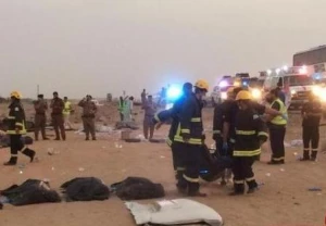 درحادثه تصادف در عربستان:

بیش از چهل عمره گزار کشته و زخمی شدند