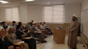 برگزاري كارگاه مهارتي دو روزه ويژه روحانيون حج تمتع در قم + تصاوير