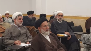 برگزاري كارگاه مهارتي دو روزه ويژه روحانيون حج تمتع در قم + تصاوير