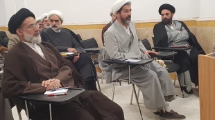 برگزاري كارگاه مهارتي دو روزه ويژه روحانيون حج تمتع در قم + تصاوير