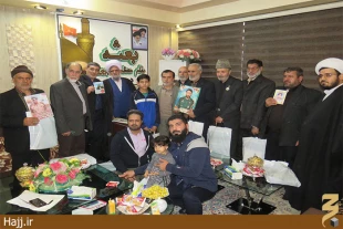 ديدار خانواده هاي شهداي مدافع حرم با نماينده بعثه مقام معظم رهبري در عراق