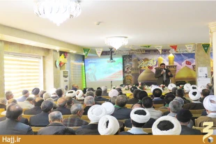 جمهوري اسلامي ايران مورد عنايت امام عصر (ع) است