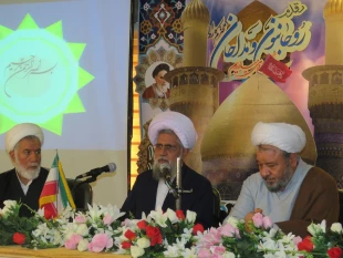 اخلاق و معنويت آرامش بخش فرد و جامعه است