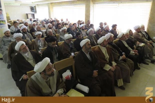 اخلاق و معنويت آرامش بخش فرد و جامعه است