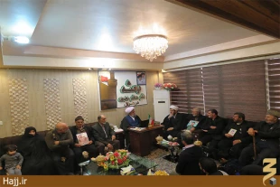 ديدار خانواده هاي شهداي مدافع حرم با نماينده بعثه مقام معظم رهبري در عراق