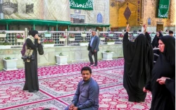 روزنامه نگار فرانسوي آثار باستاني حرم اميرالمؤمنين(ع) را مستند سازي مي‌كند