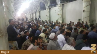 زائران بدانند كه در حضور امام زنده زيارتنامه مي خوانند