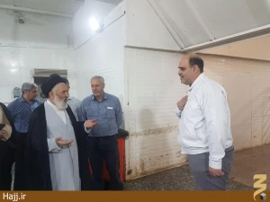 بازدید نماینده بعثه رهبری در نجف از آشپزخانه فدک و المدینه