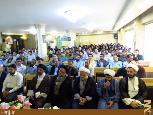 اخلاق و معنويت دو عامل مهم در برون رفت از مشكلات زندگي