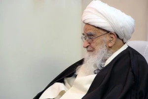 Ayatollah Safi Golpaygani: Hijab is the sign of respect and exalted status of women