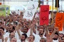 صور من مراسم البراءة من المشرکین بمشعر عرفات