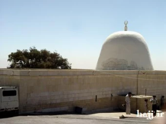 گنبد مقبره حضرت هابيل عليه السلام