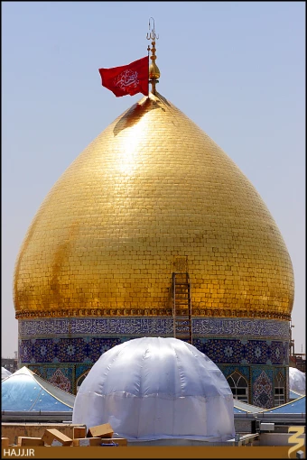 گنبد و گلدسته حرم حضرت عباس (عليه السلام)