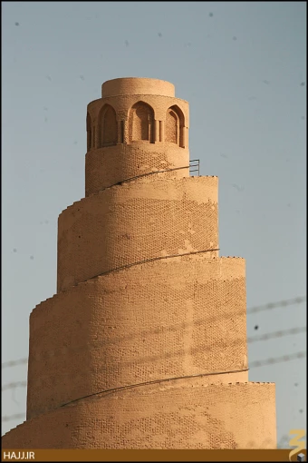برج ملويه []