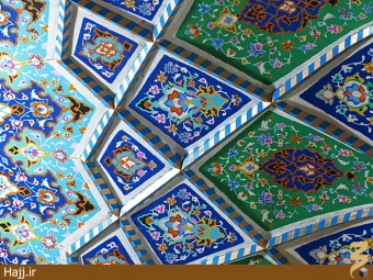 سرداب مقدس  []