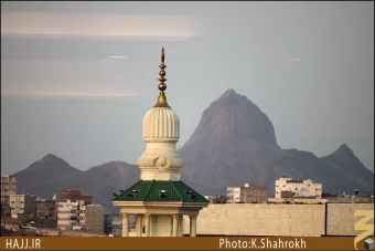 گنبدها و مناره ها