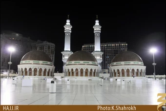 گنبدها و مناره ها
