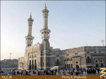 گنبدها و مناره ها