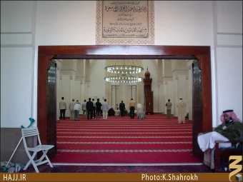 مسجد ذوقبلتين