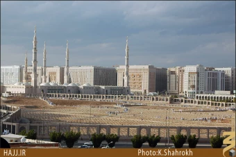 بقيع از بالا []