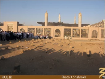 درب و ديوار بقيع