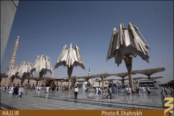 چترهاي حياط مسجد النبي