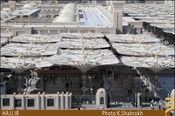 چترهاي حياط مسجد النبي