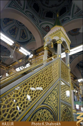 منبر پيامبر (صلي الله عليه و آله)