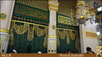 ستون هاي قديمي مسجد النبي
