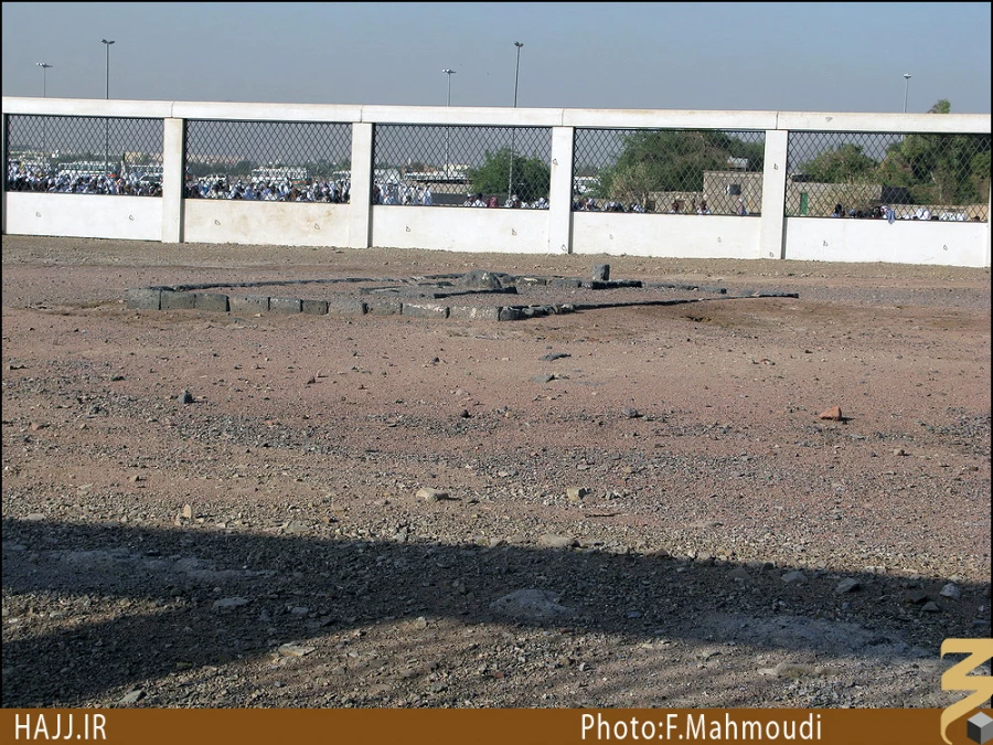 قبرستان احد
