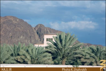 شكاف كوه احد