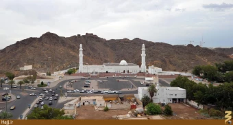 منطقه جنگ احد[]