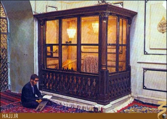 مقام رآس الحسين عليه السلام مسجد اموي []