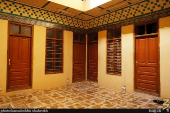 مدرسه بروجردي