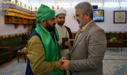 هيئت پاكستاني: زيارت حرم امير المؤمنين مايه افتخار و شرافت است 