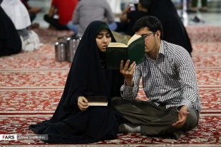 تصاويري از نخستين شب جمعه ماه رمضان در كربلا