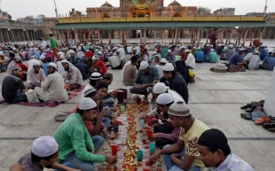 رمضان و زيبايي تفاوت آيين ها در كشورهاي جهان