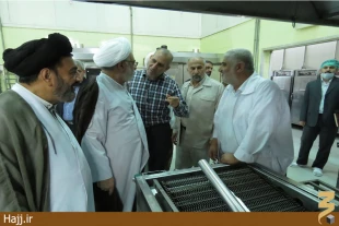 بازديد مديران بعثه رهبري و شمسا از آشپزخانه ابوتراب كربلا
