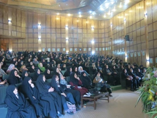 همايش بانوان حج‌گزار اراك برگزار شد