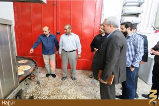 پخت روزانه 32 هزار نان در كربلا براي زائران ايراني+ تصاوير