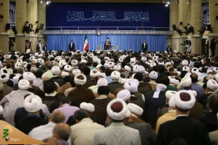 رهبر معظم انقلاب اسلامی در دیدار دست اندرکاران حج امسال:

حج واقعی زیمنه ساز وحدت، همدلی و یکصدایی مسلمانان است 2